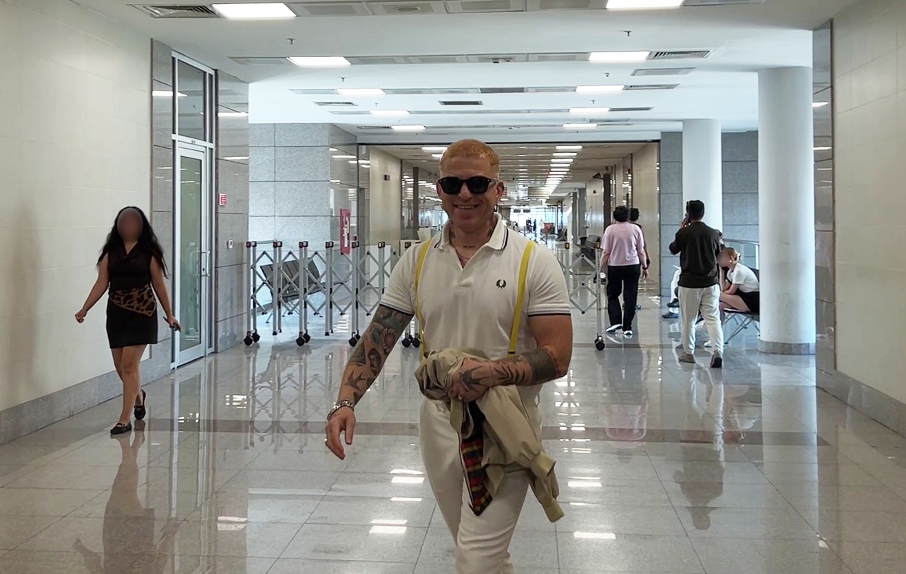 Gökhan Özoğuz "Ahbaplar Suç Örgütü" soruşturması kapsamında adliyeye geldi