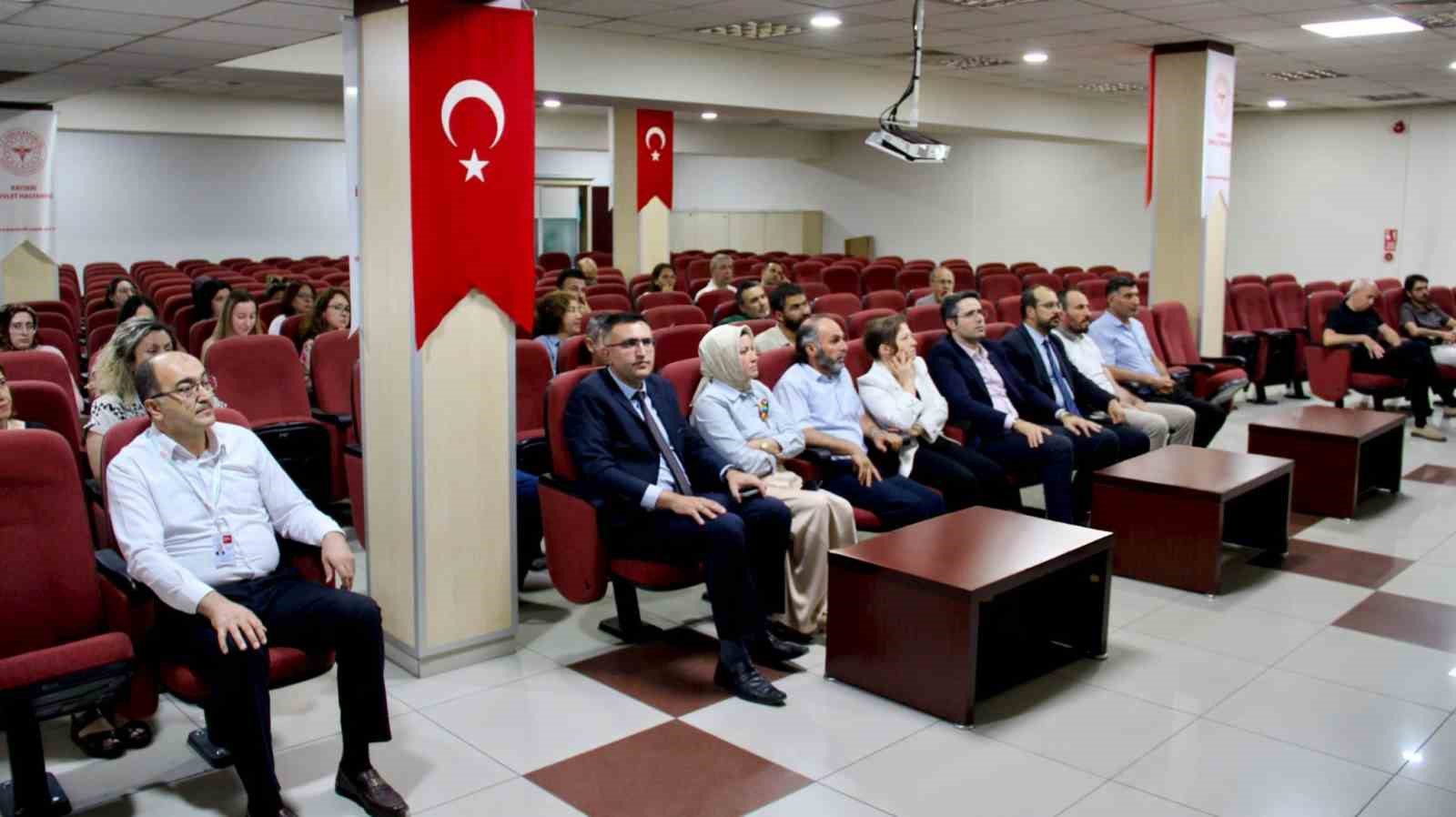 Kayseri Devlet Hastanesi hekimlerine eğitim