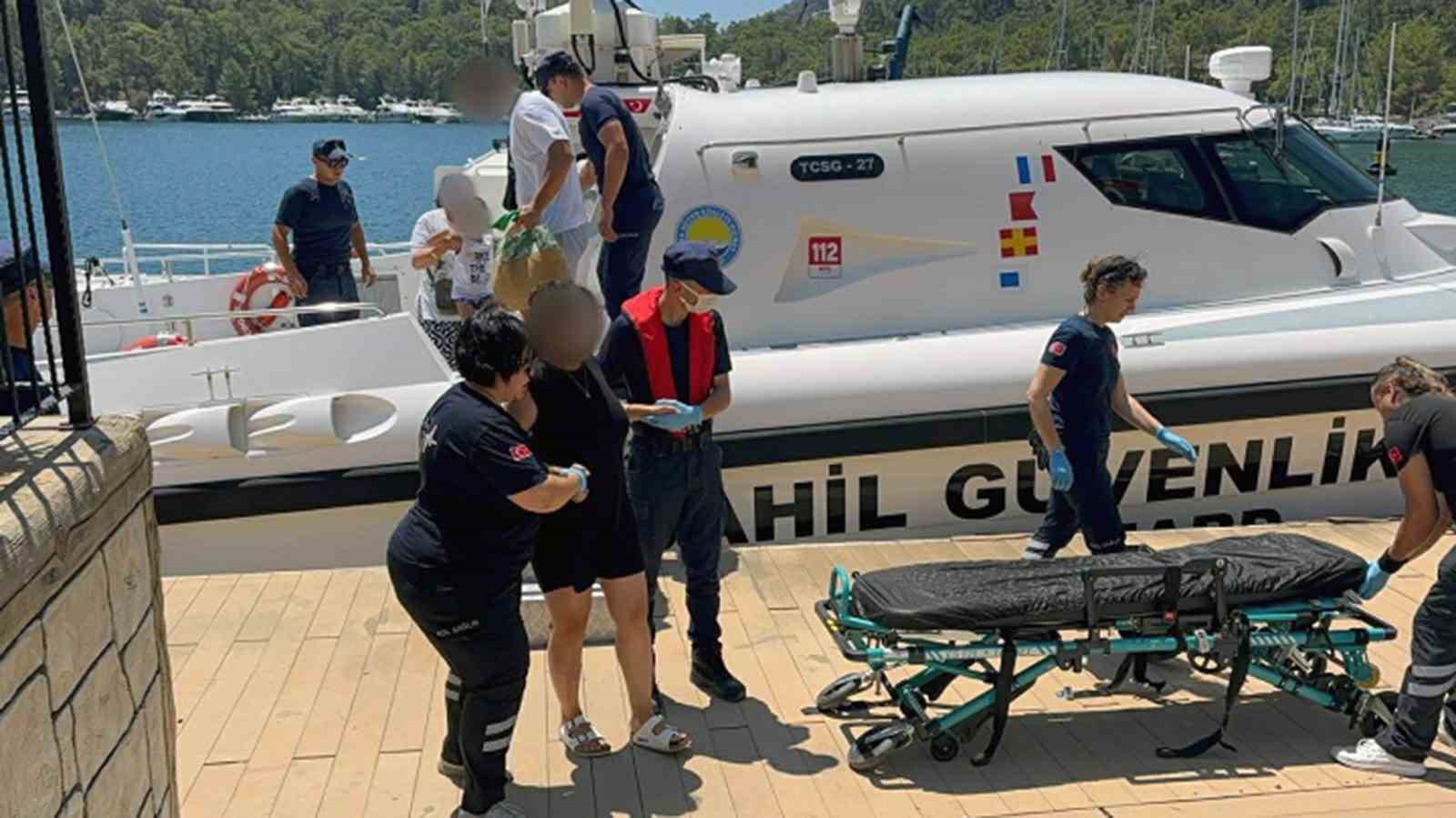 Sahil Güvenlik, gezi teknesi ve ticari yattan iki kişiyi tıbbi tahliye gerçekleştirdi