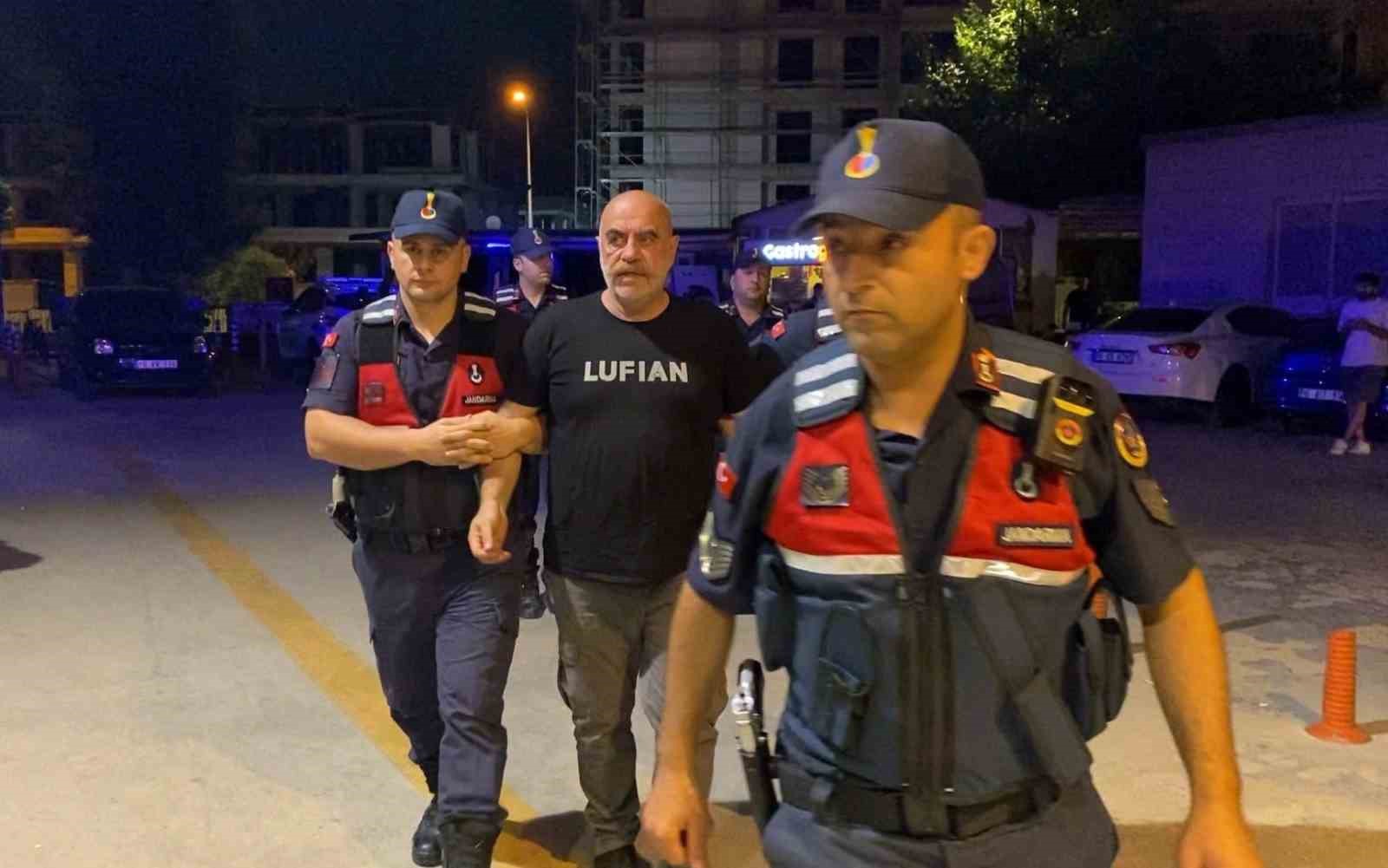 Ünlü yönetmen ve kardeşi Bursa’da uyuşturucu operasyonunda gözaltına alındı
