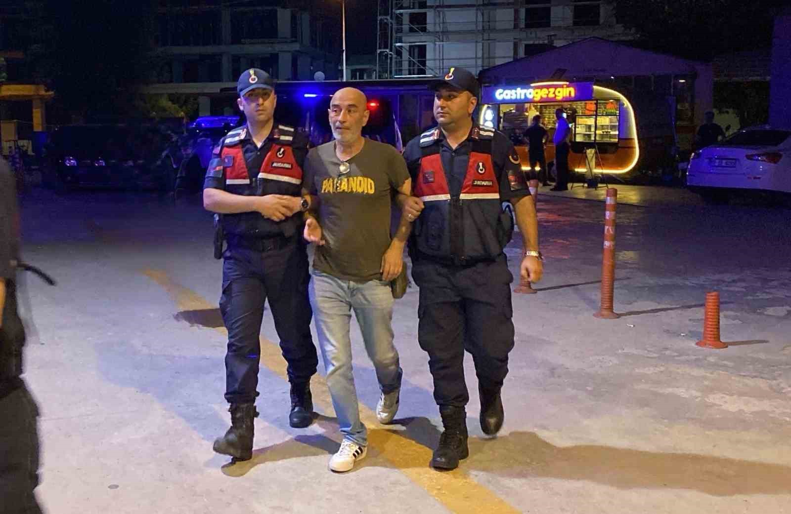Ünlü yönetmen ve kardeşi Bursa’da uyuşturucu operasyonunda gözaltına alındı